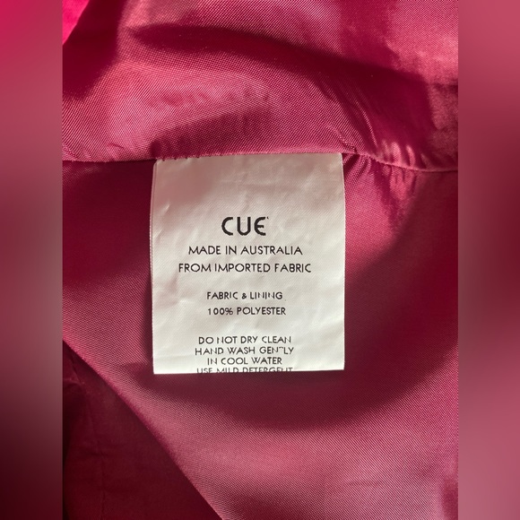 💥 SALE 💥 Cue mini dress with 80’s vibes - Picture 5 of 6